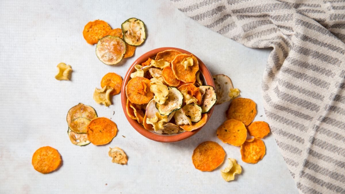 10 Healthiest Veggie Chips You Can Grow in Your Garden